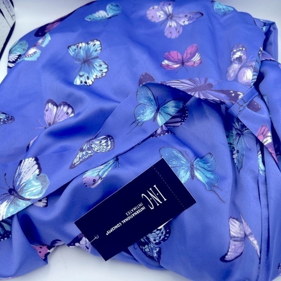 INC INTERNATIONAL CONCEPTS
Lace-Trim Butterfly Wrap Robe, XSmall - Picture 5 of 5